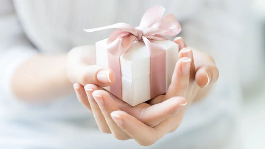 7 Interesting Gift Facts that You Might Not Know - Harper & Cordon