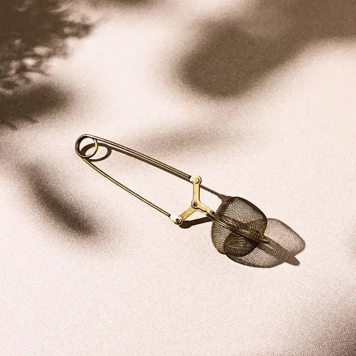 Lugani Gold Clip Tea Diffuser HARPER & CORDON